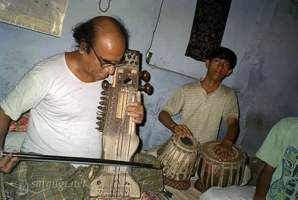 Wazir Khan of Delhi accompanied by son on tabla